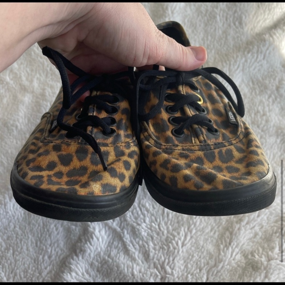 Cheetah / Leopard Print Vans - image 5